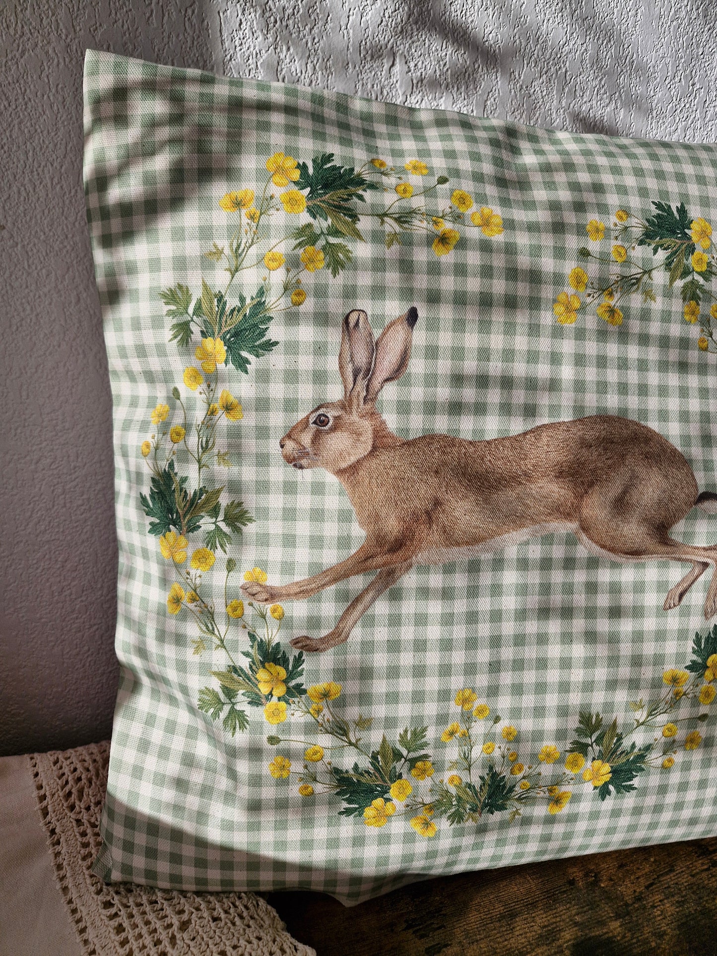 Housse de Coussin "Lièvre Joyeux" vichy vert